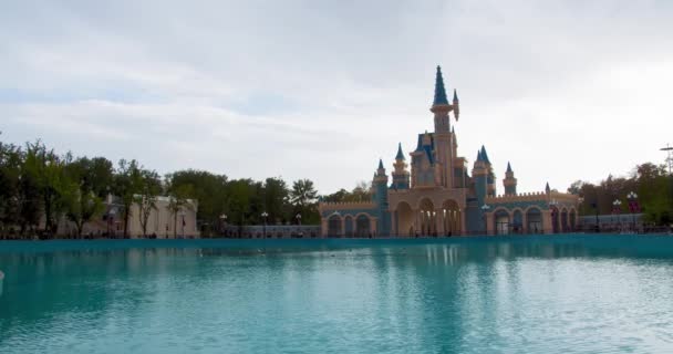 Lake Castle Building New Public Park Tashkent Uzbekistan New Fairytale — Video Stock