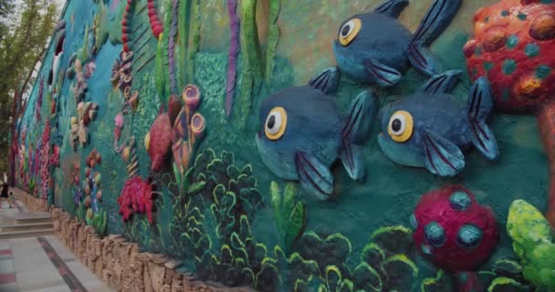 Mermaid Fish Painted Wall Aquarium Public Park Tashkent Uzbekistan New — 图库视频影像