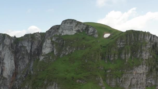 Flying Beautiful Rock Formation Switzerland Revealing Stunning Deep Green Valley — Stock Video