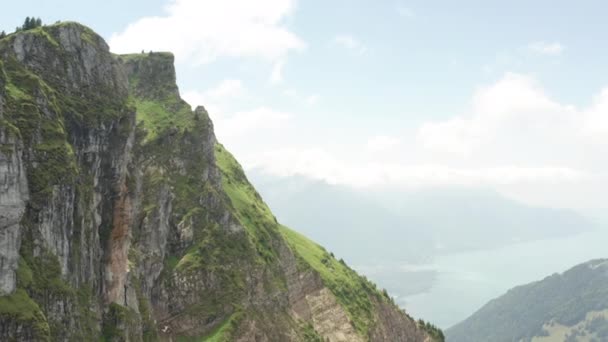 Stunning Aerial Beautiful Green Mountain Slopes Switzerland — ストック動画