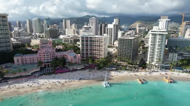 Wide Aerial Drone Shot Reveals Luxury Tropical Beach Front Hotels — Vídeos de Stock