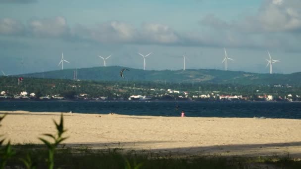 Seaside View Developed Suburbs Wind Energy Farm Running Background Visitors — Stock video