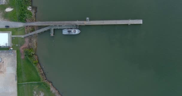 Birdseye View Small Boat Docked Port — Stok video