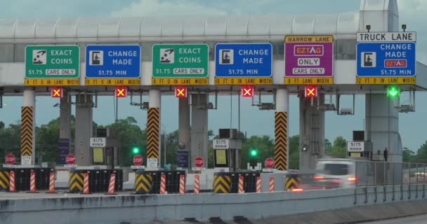 Timelapse Cars Going Toll Road Houston Texas — Vídeos de Stock