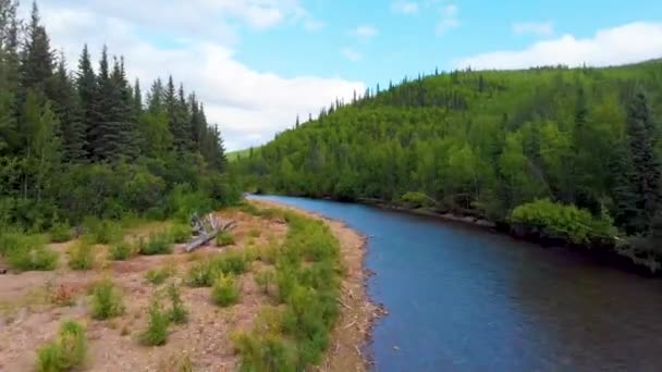 Drone Video Fast Dolly Shot Low Elevation Chena River Angel — Αρχείο Βίντεο