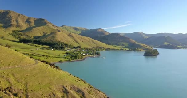 Cinematic Aerial View Port Levy Maori Settlement Banks Penninsula Canterbury — Stockvideo