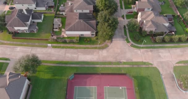 Aerial Middle Class Suburban Neighborhood Just Houston Texas — Vídeo de stock