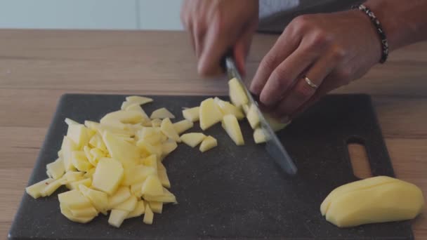 Professional Chef Slicing Potatoes Thinly Chopping Board Home Closeup — Video Stock