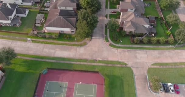 Aerial Middle Class Suburban Neighborhood Just Houston Texas — Vídeo de stock
