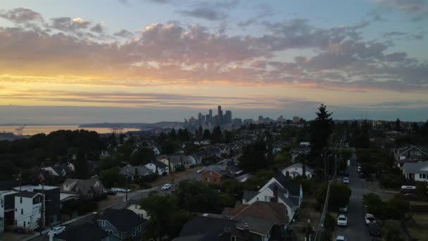 Aerial Shot Dreamy Sunset Seattle Puget Sound — Stock video