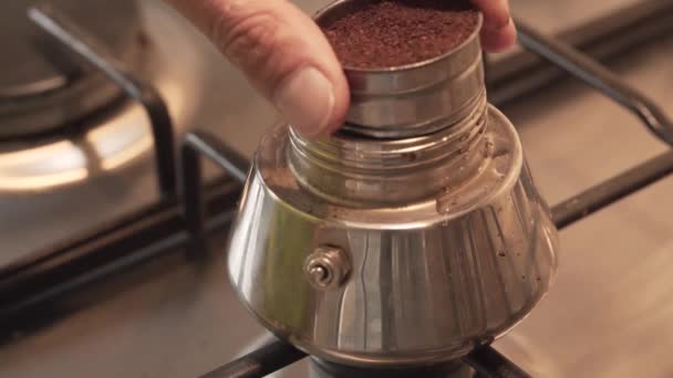 Hand Placing Ground Coffee Bottom Chamber Stove Top Moka Pot — ストック動画