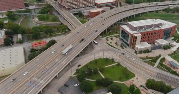 Aerial Shot Cars Freeway Downtown Houston — Video