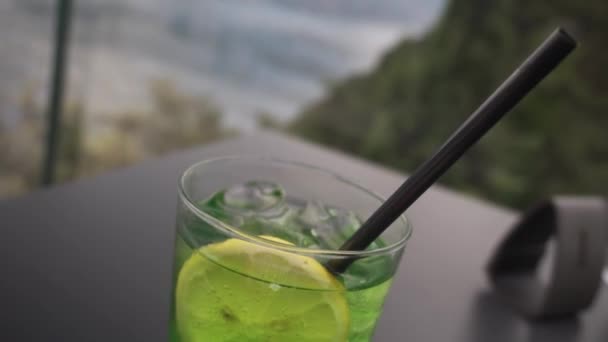 Green Spritz Cocktail Restaurant Table Garda Lake Italy — Stockvideo