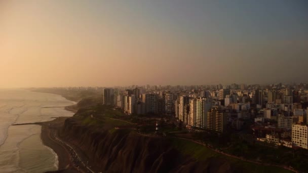 Aerial View Overlooking Costa Verde Coast Cityscape Miraflores Sunset Lima — Stockvideo