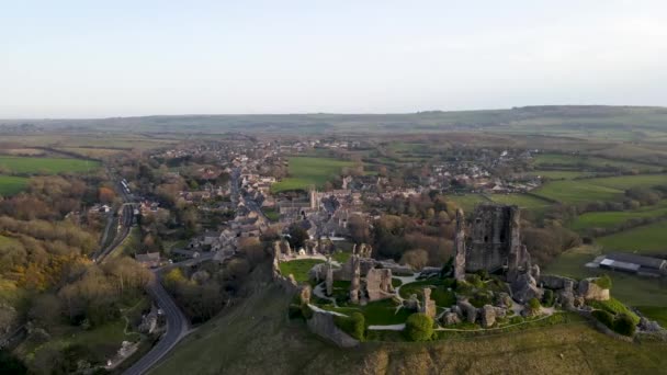 Blick Auf Die Burgruinen Von Colfe Castle Während Der Goldenen — Stockvideo