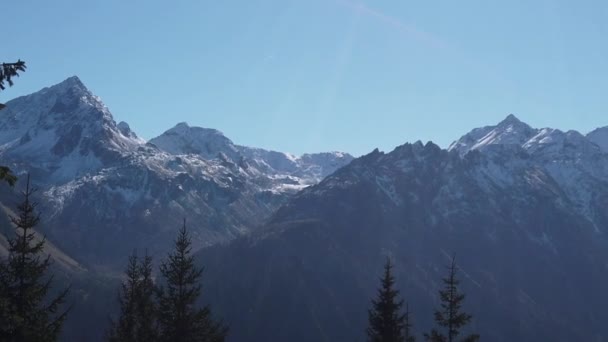 Nahaufnahme Des Österreichischen Alpenberges Gergellen — Stockvideo