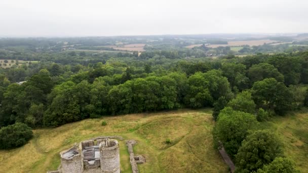 Donnington Castle Surrounding Landscape Berkshire County Aerial Descendent — Stock video