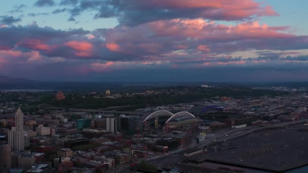 Big Aerial Shot Pulling Away Seattle Stadium District Cool Pink — 图库视频影像