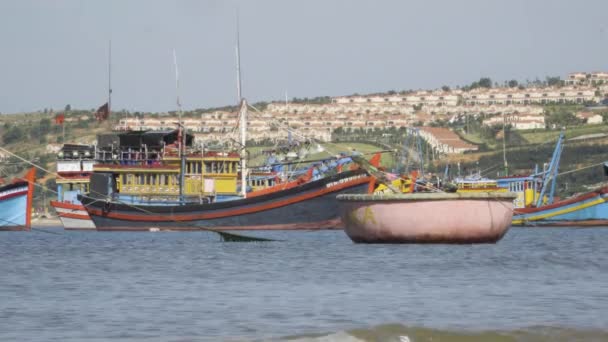 Contrast Poor Vietnamese Fisherman Boats Luxury Villas Background — Stok video