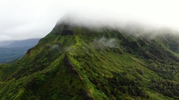 Drone Rising Hawaiian Mountain East Oahu Flying Clouds — Stock Video