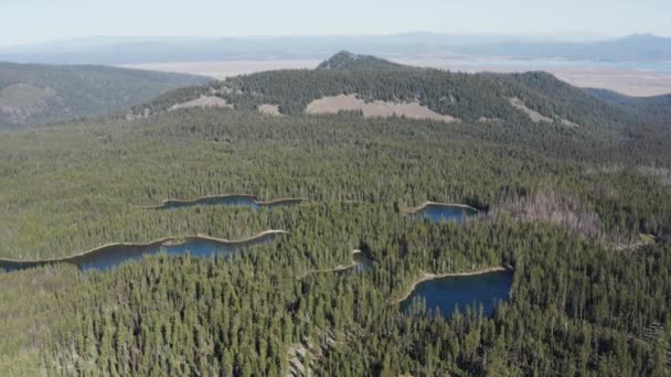 Beautiful Slow Motion Aerial View Sky Lakes Wilderness Small Lakes — Stock video