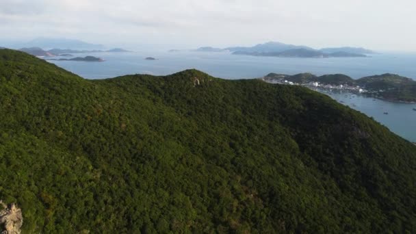 Flying Tropical Hill Revealing Majestic Vietnam Island Archipelago Small Town — Video