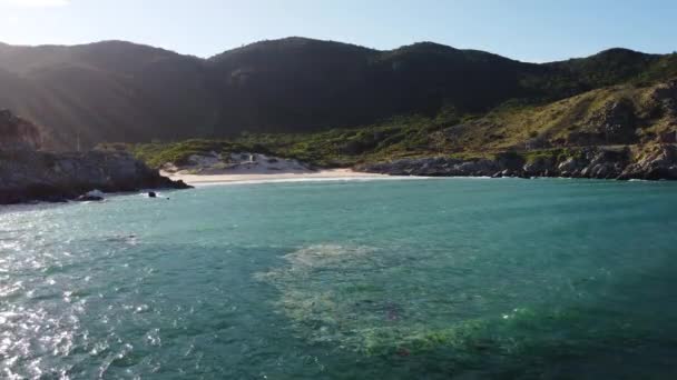 Klidná Tropická Pláž Vietnamském Zálivu Jihočínském Moři Slunce Svítí Horami — Stock video