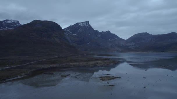 Aerial View Reflecting Shallow Water Coastal Road Gloomy Lofoten Norway — Stockvideo