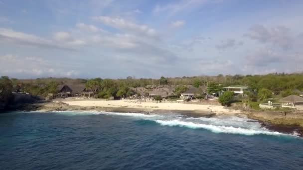 Aerial Drone View Luxury Villa Scenic Tropical Island Lembongan Indonesia — Stock video