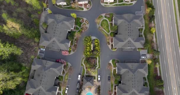 Town Aerial Apartment Complex America — Vídeo de Stock