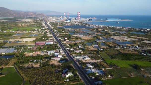 Aerial View Vietnamese Coastline Highway Traffic Road Industrial Power Plant — Vídeo de Stock