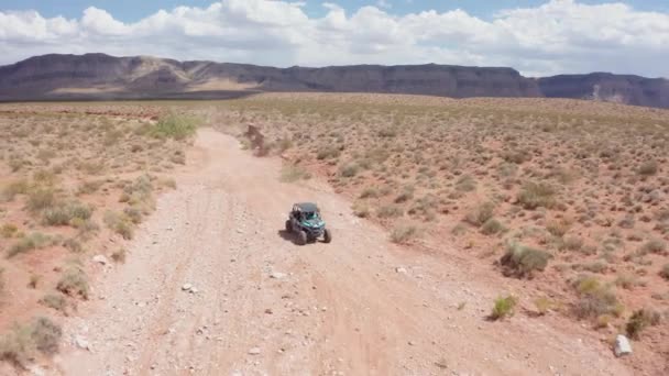 Aerial Shot Pulling Away Vehicle Driving Utah Rough Desert Terrain — 비디오