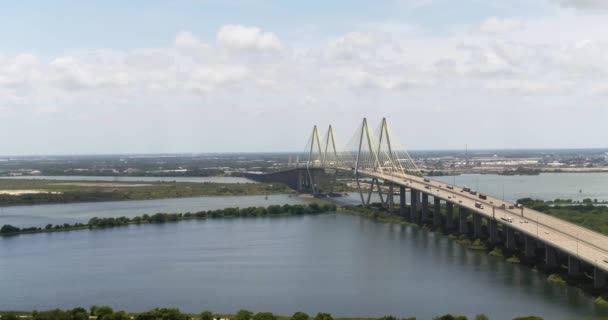 德克萨斯州Baytown Fred Hartman大桥的拍摄 — 图库视频影像