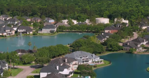 Aerial Affluent Homes Houston — Vídeo de stock