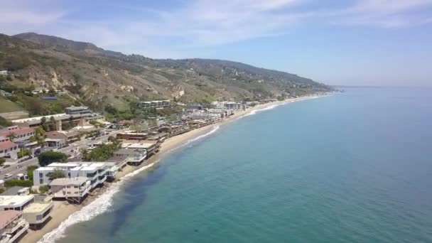 Malibu Beach Paradise Apartments Highway One Wonderful Aerial View Flight — Vídeo de Stock