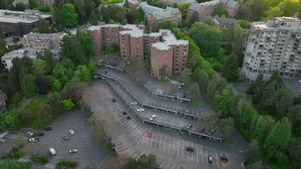 Aerial Clădirii Parcării Padelford Universitatea Din Washington — Videoclip de stoc