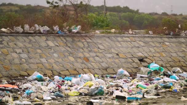 Dirty Pollution Plastic Trash Dumped Dry River Wall Third World — 图库视频影像