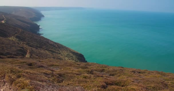 Stunning Views Chapel Porth Beach Wheal Coates Tin Mine Background — Vídeo de stock