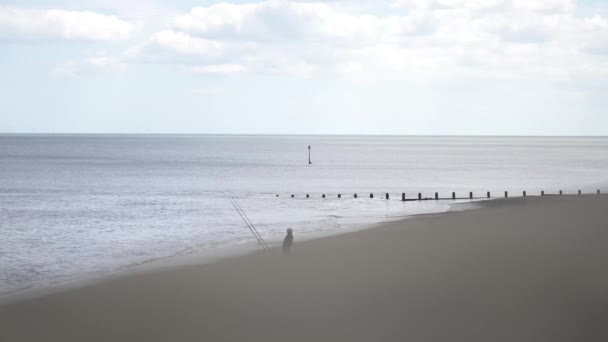 Wide Shot Fishermen Who Fishing Beach Side — Stockvideo