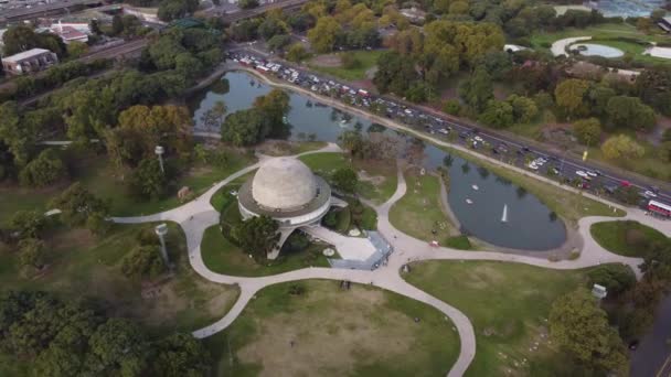 Birds Eye View Galileo Galilei Planetario Palermo Park Very Busy — ストック動画