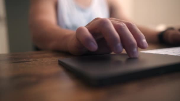 Front View Brown Asian Man Hands Track Pad Desktop Computer — Stockvideo