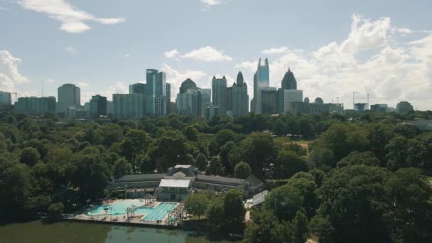 Beautiful Drone Footage Midtown Atlanta Piedmont Park Clear Sunny Day — Stockvideo