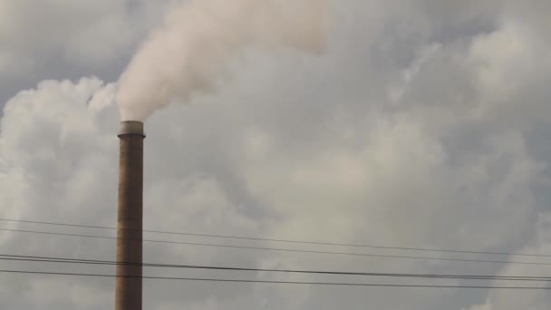 Petro Chemiczne Komin Stos Wylewanie Zanieczyszczeń — Wideo stockowe