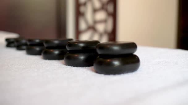 Detail View Hot Stones Massage Table — Stock video