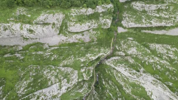 Foces Del Pino Route Green Mountainous Area Asturias Natural Paradise — Stockvideo