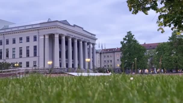Martynas Mavydas Vilnius National Library Sunset Lithuania Panning Low Angle — Stock video