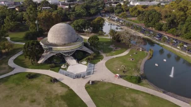 Drone Flight Flying Planetario Park Buenos Aires Orbit Building Showing — Stock Video