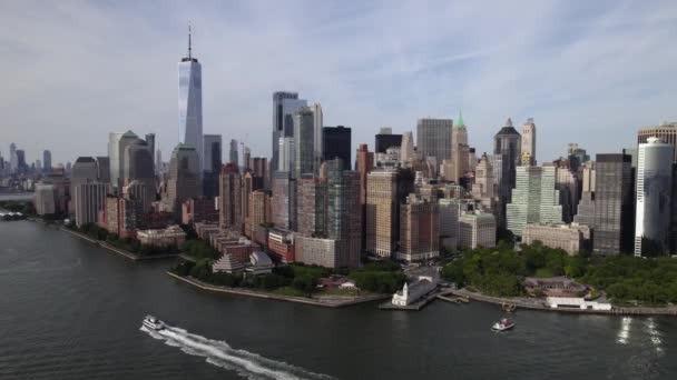 Luchtfoto Van Veerboten Voor Lower Manhattan Zomer New York Usa — Stockvideo