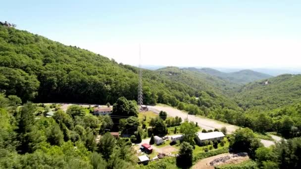 Blue Ridge Mountains Cell Towers Blowing Rock — 图库视频影像