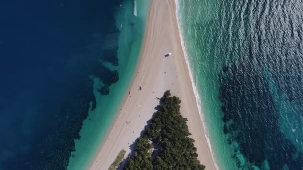 Příprava Padáku Zlaté Rohové Pláži Chorvatsku — Stock video